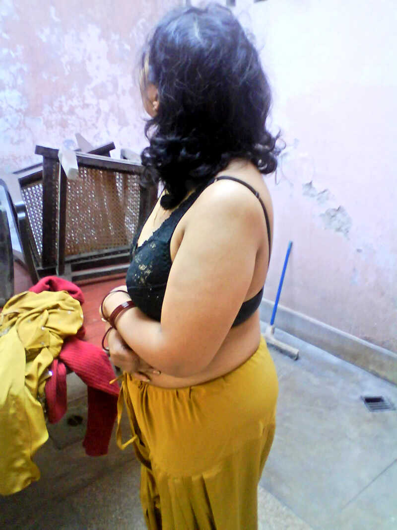 Plump Indian wife uncovers large breasts before showing her fat ass  becomes  Chubby Desi MILF reveals full bust with round booty