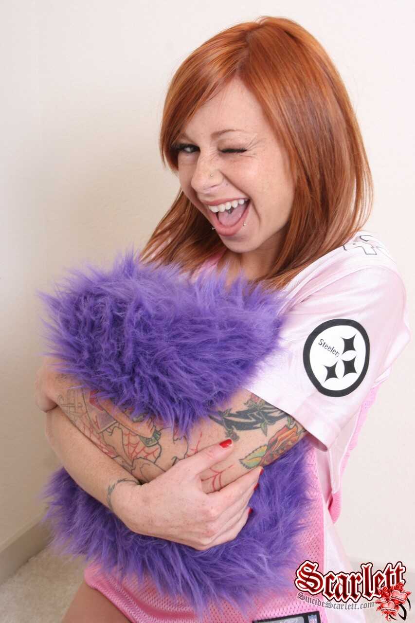 Redhead bombshell Scarlett flashes her massive tits and gapes her tight pussy for the camera! - Scarlett