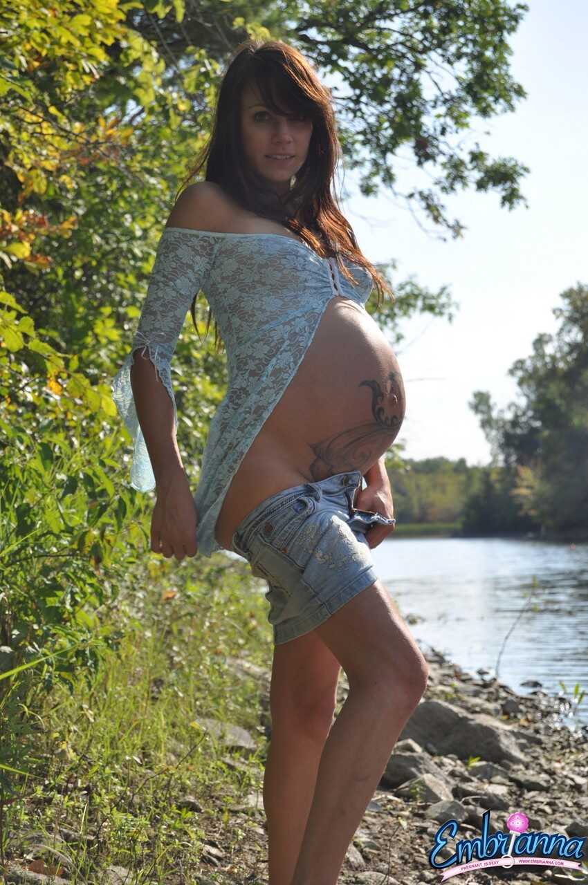 Exposed Pregnant Belly: Brianna on the Riverbank