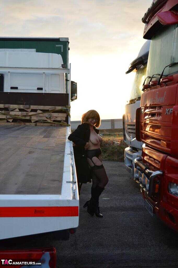 Mature Barby Slut Shows Off Her Saggy Tits and Flashes Her Pussy to a Lorry Driver Outdoors - Barby Slut