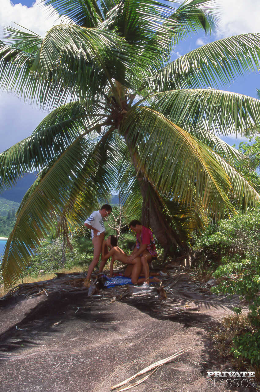 Dark Haired Beauty Gets Double Fucked On The Beach- Tropical Island Paradise: A Threesome Of Mature Mascara- Joyful Kisses...
