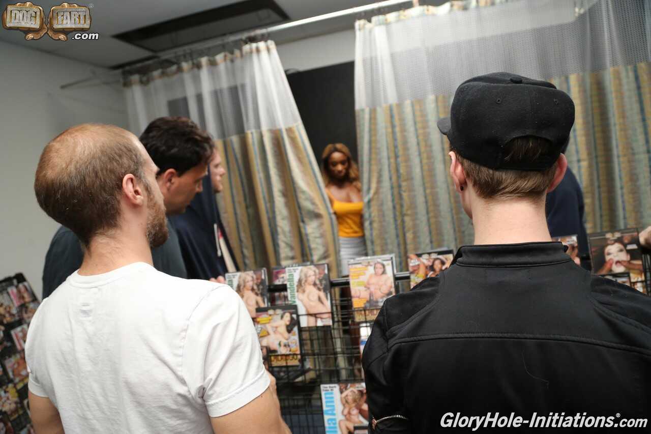 Shopping for Dirty Deeds with Kinsley Karter Busty Black Babe Cums Face-First in an XXX Rated Shop! - Kinsley Karter