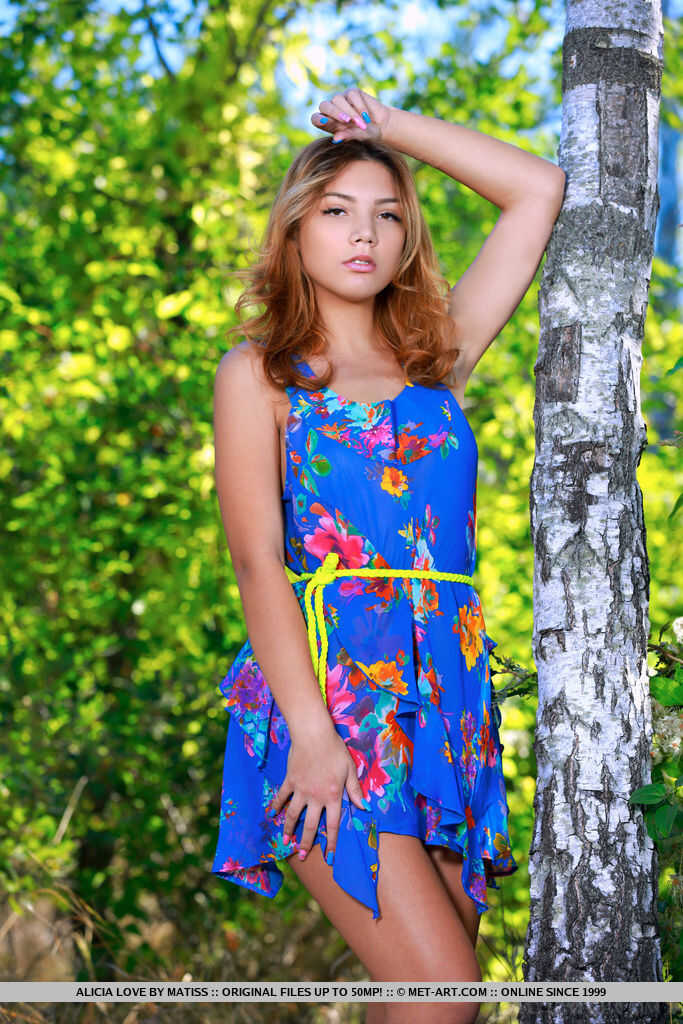 Sweet teen Alicia Love shows off her tight Asian ass in the woods while taking off a dress - Alicia Love