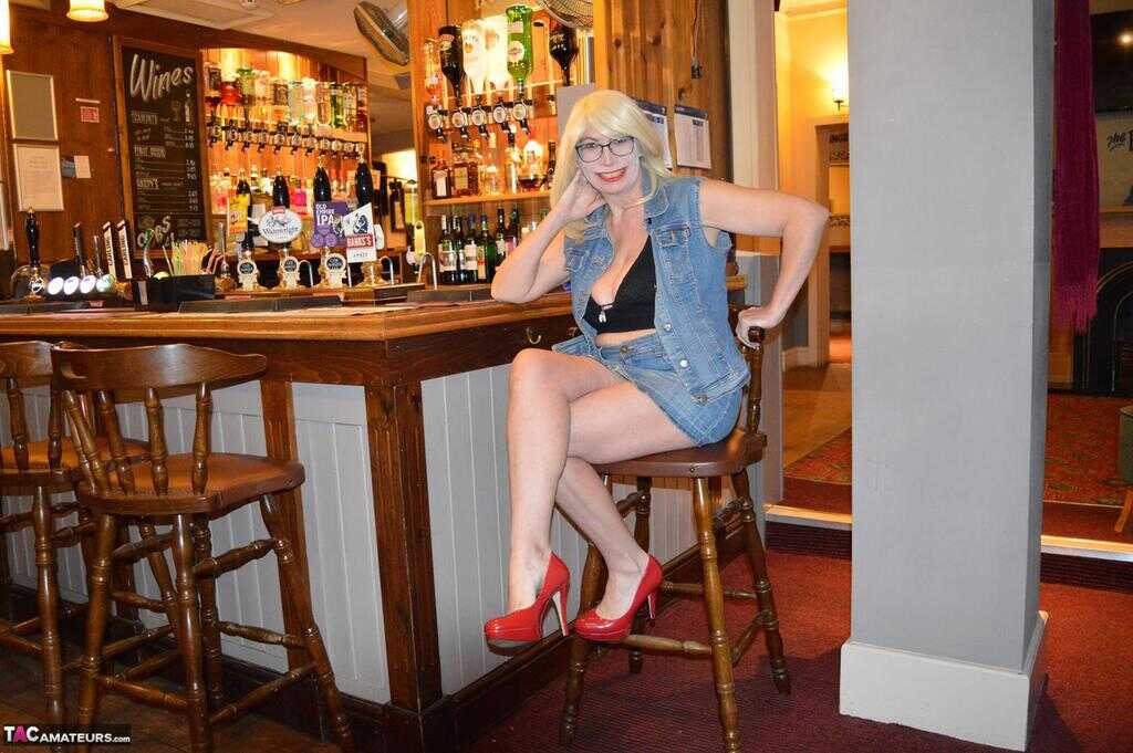 Busty Barby Slut Gets Naughty in a Public House: A Mature Pussy Licking Adventure for the Over 60 Crowd!