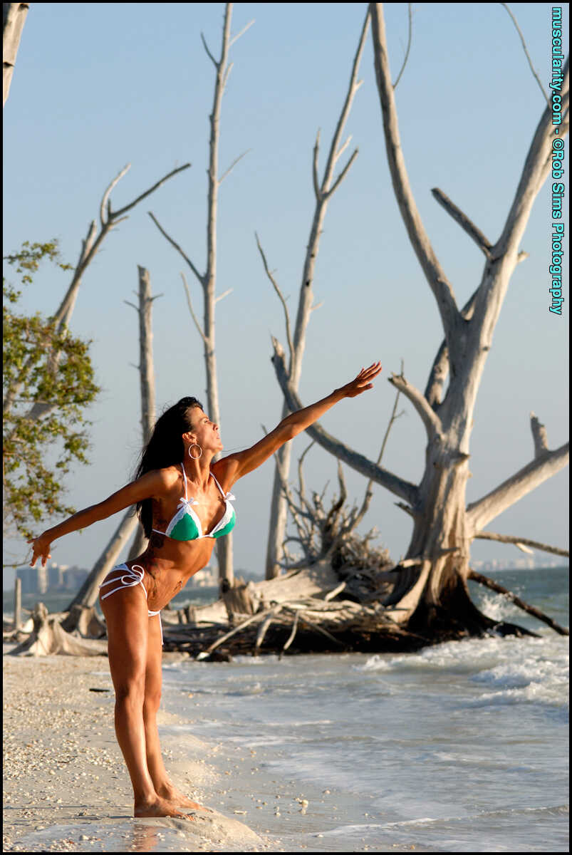 Katie's Hot Bod: The Muscle MILF Strips Down on the Beach - Katie Carter