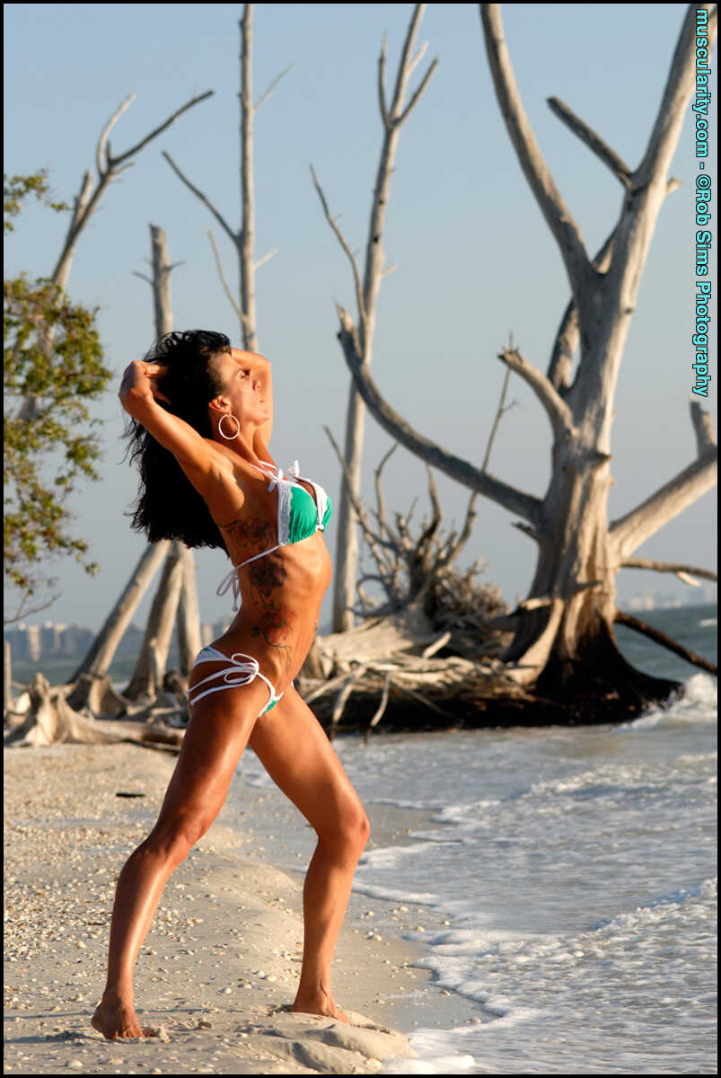 Katie's Hot Bod: The Muscle MILF Strips Down on the Beach - Katie Carter