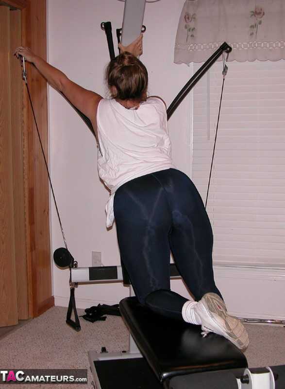 Mature Devlynn in Yoga Pants Exposing Her Big Booty and Snatch on Home Gym Equipment - Devlynn