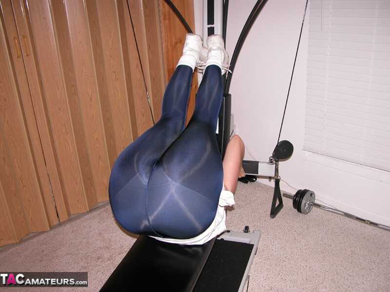 Mature Devlynn in Yoga Pants Exposing Her Big Booty and Snatch on Home Gym Equipment - Devlynn