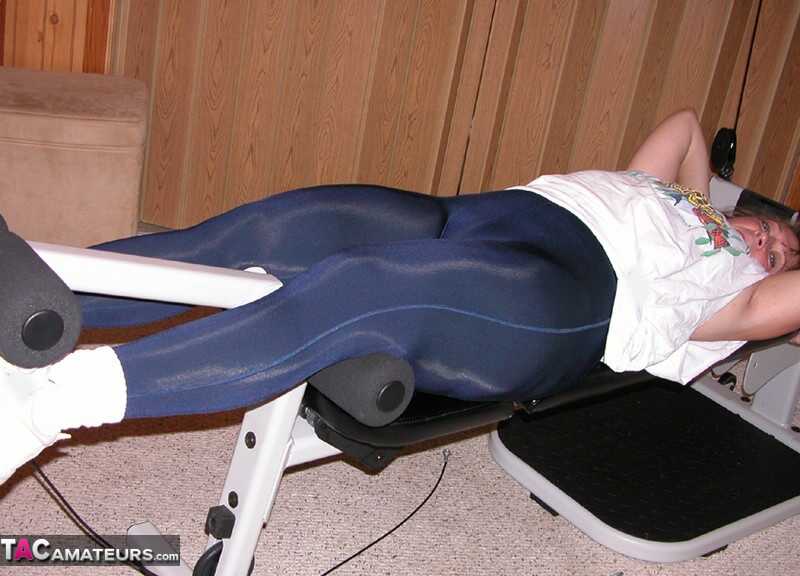 Mature Devlynn in Yoga Pants Exposing Her Big Booty and Snatch on Home Gym Equipment - Devlynn