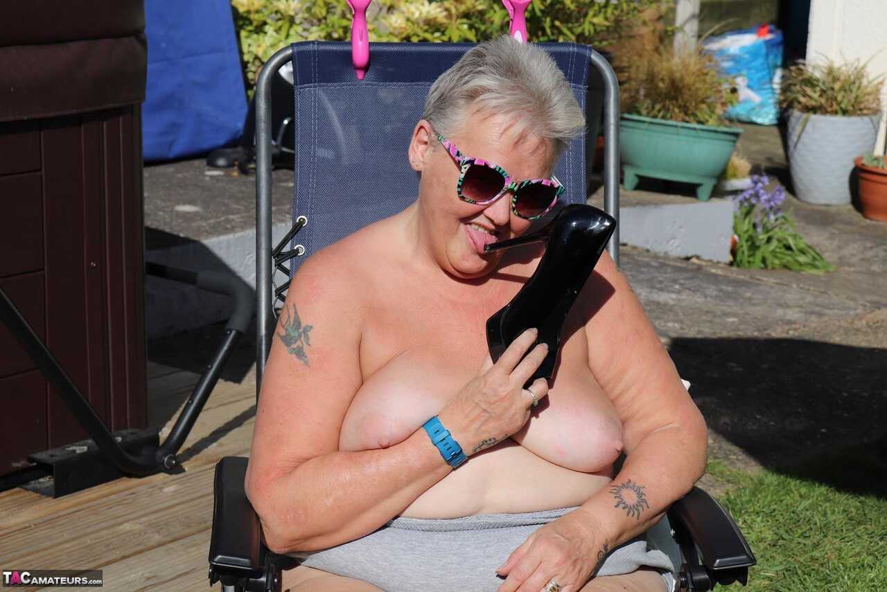 Mature Mommy Gets Wet and Wild in the Backyard with Shoe Licking Antics - Valgasmic Exposed