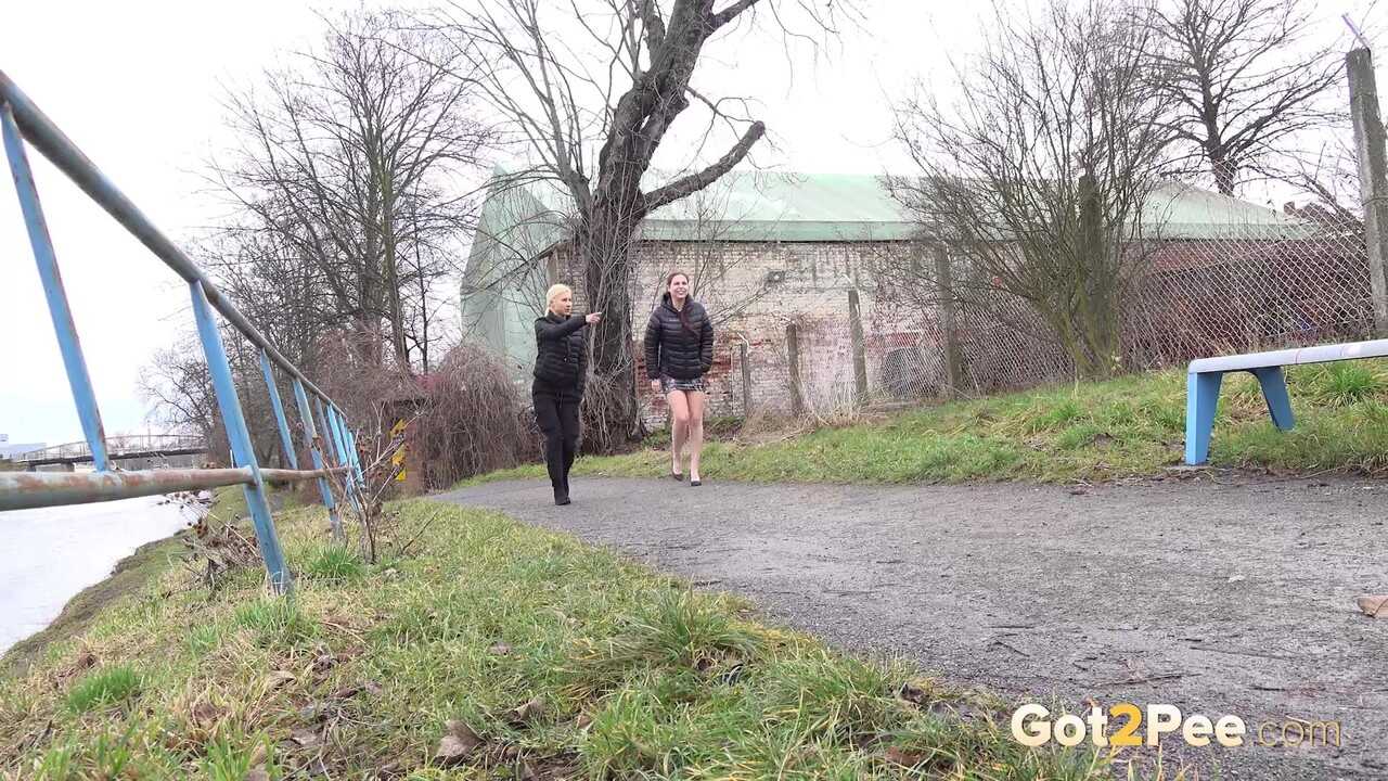 Mature Moms Take a Leak on Nature's Trail Antonia Sainz and Vanessa Hell - Antonia Sainz, Vanessa Hell