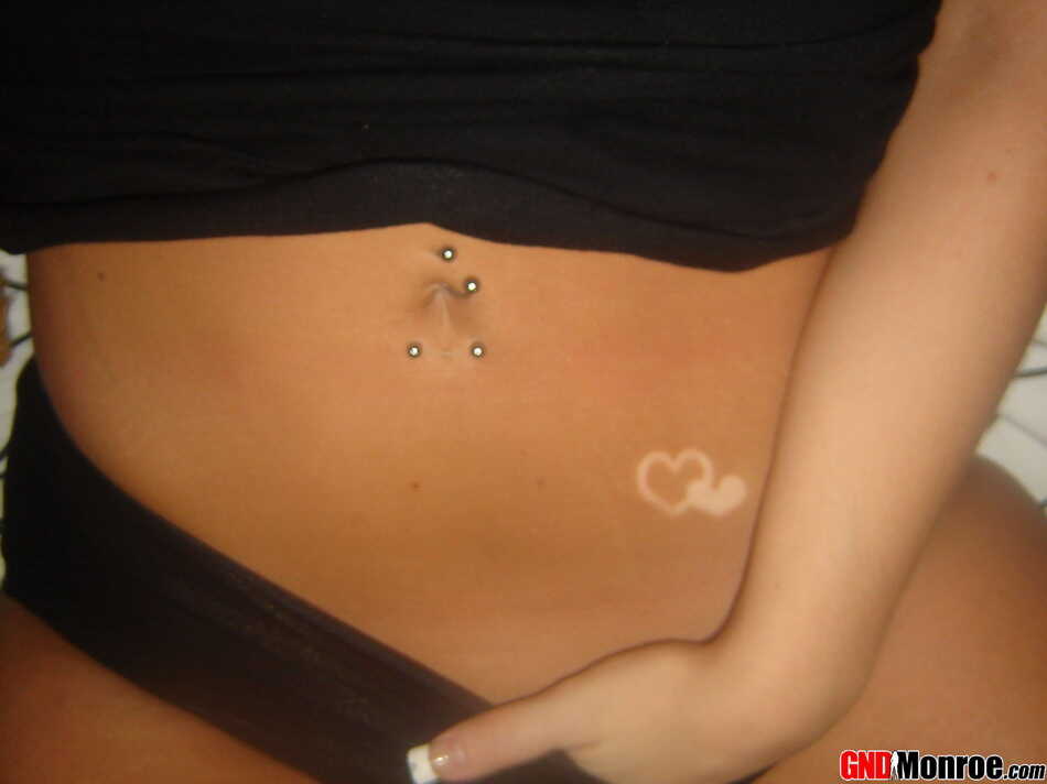 Blonde Teen With Pierced Belly Takes Naughty Self Shots 