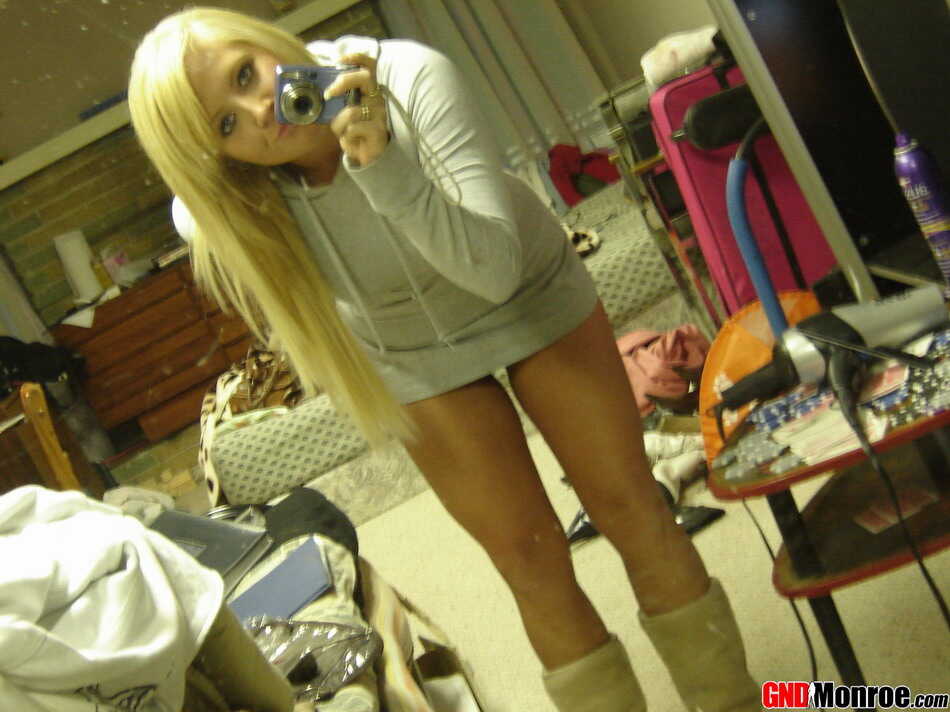 Bent Over Blonde Teen Takes A Sexy Selfie In Her Bedroom 