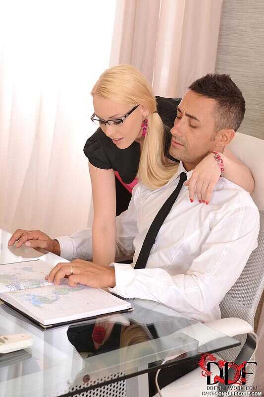Stocking-Clad Euro Blonde Gives Oral and Takes Anal in Threesome with Lola Taylor and Mugur - Lola Taylor, Mugur, Csoky Ice