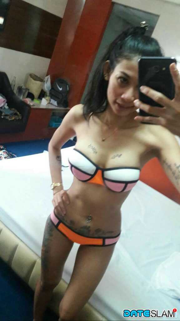 Naughty Newcy's Nerdy Non-Nude Nakedness: The Secret Selfies of a Teenage Bikini Babe on Vacay! - Newcy