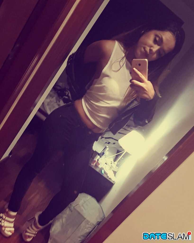 Sweet Esperanza's Hard Nipples Teen Selfie - Esperanza