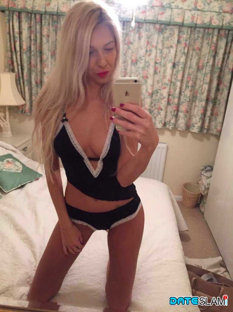 Slovenian Lingerie Lover: Karol's Safe for Work Selfies