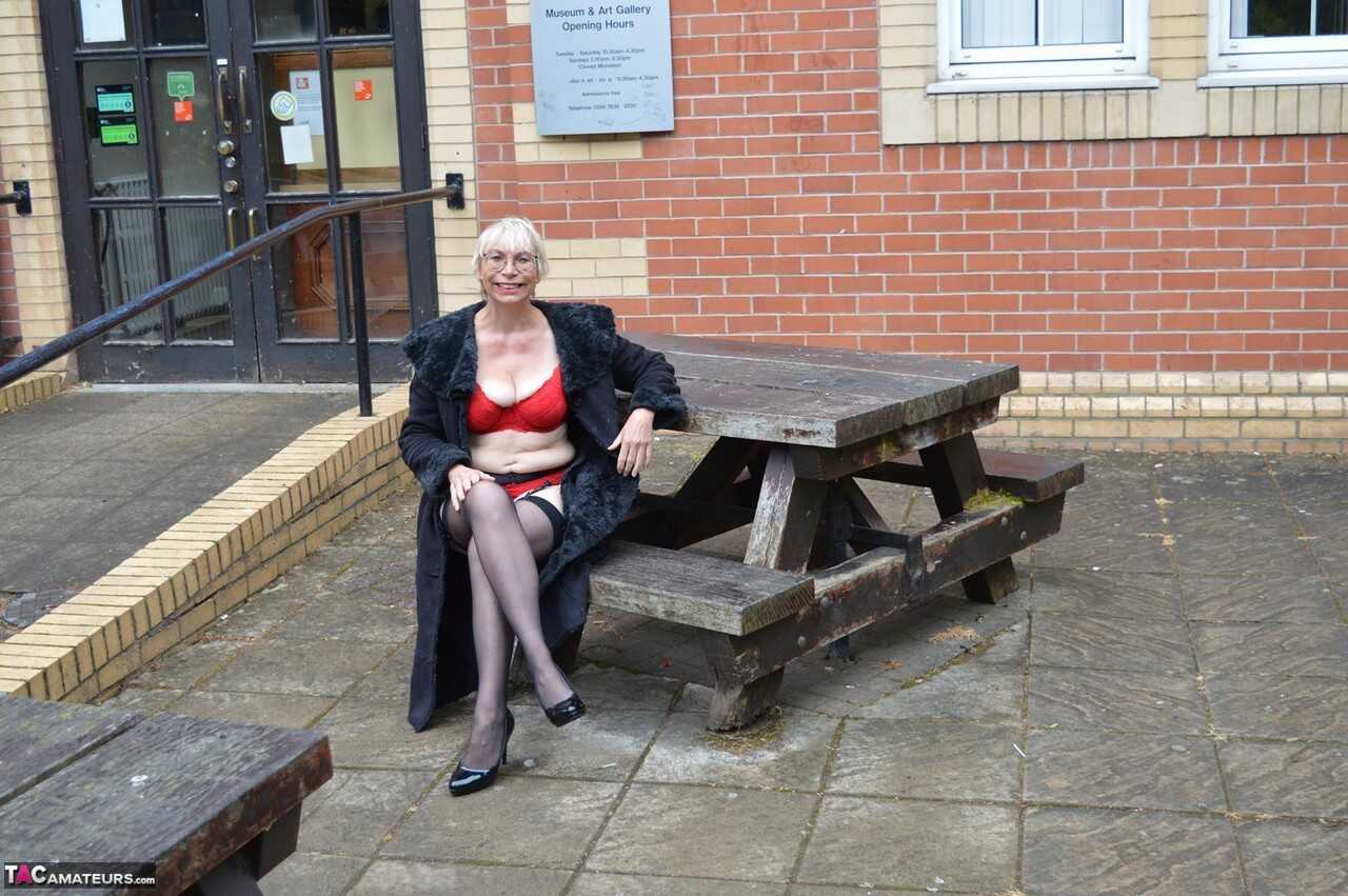 Public Flashing Barby Slut: Brit Babe's Mature Amateur Adventure - Barby Slut