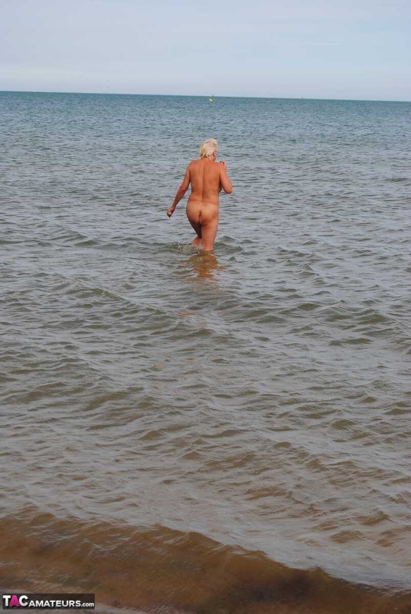 Old Dimonty blows a kiss after skinny dipping in the nude at Granny Beach - Dimonty
