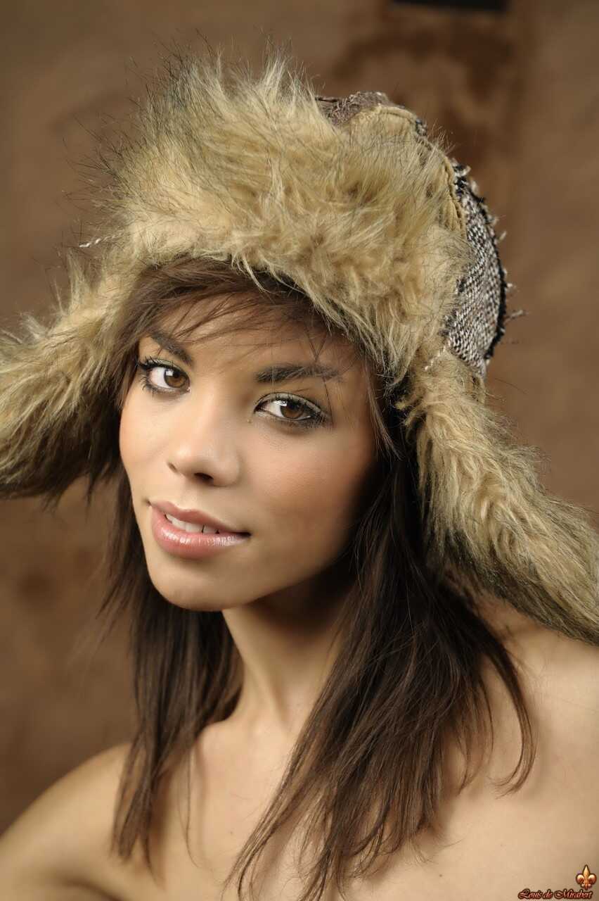 Winter Hat and Pretty Coral Lips: The Ultimate Glamour Shoot for the Brunette Beauty with a Pretty Face