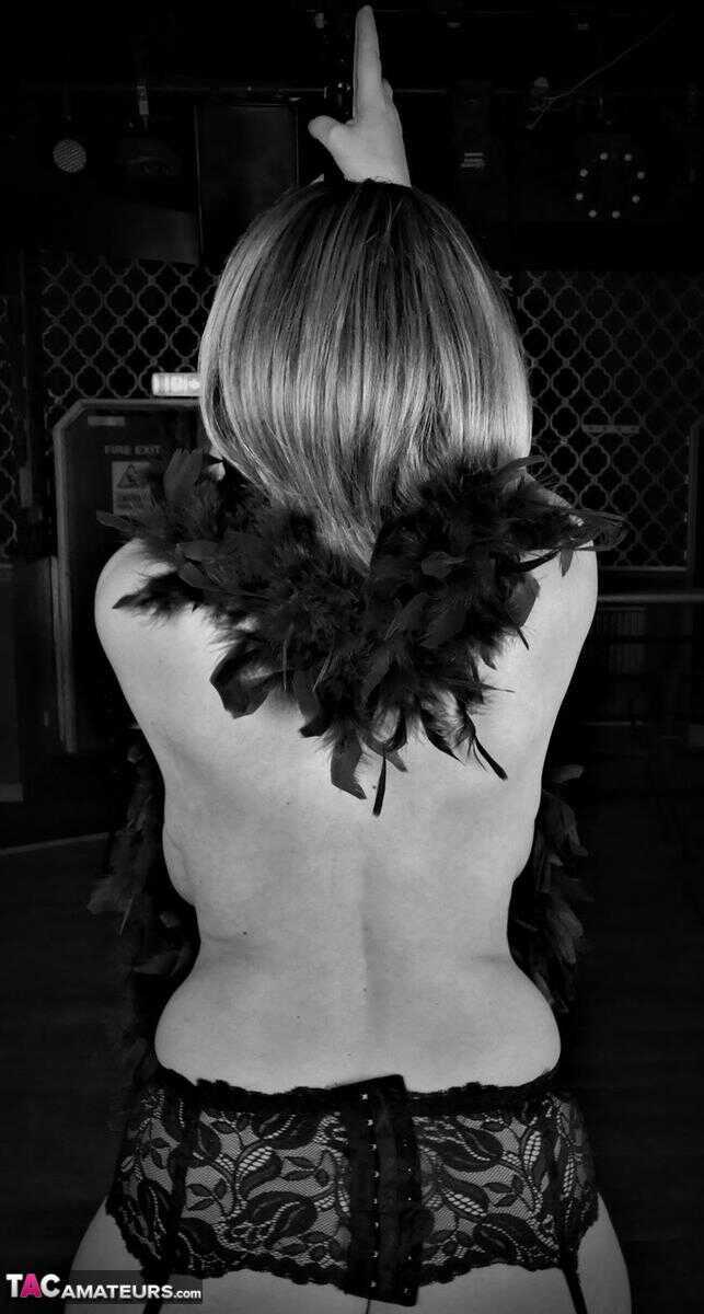 Dirty Dances With Herself Posh Sophia's Amateur Striptease in a Deserted Nightclub - Posh Sophia