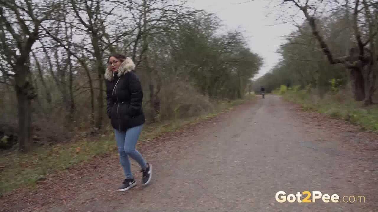 Natasha Ink Solo Girl Takes A Country Road Pee Break While Squatting Barefoot In Her Parka - Natasha Ink