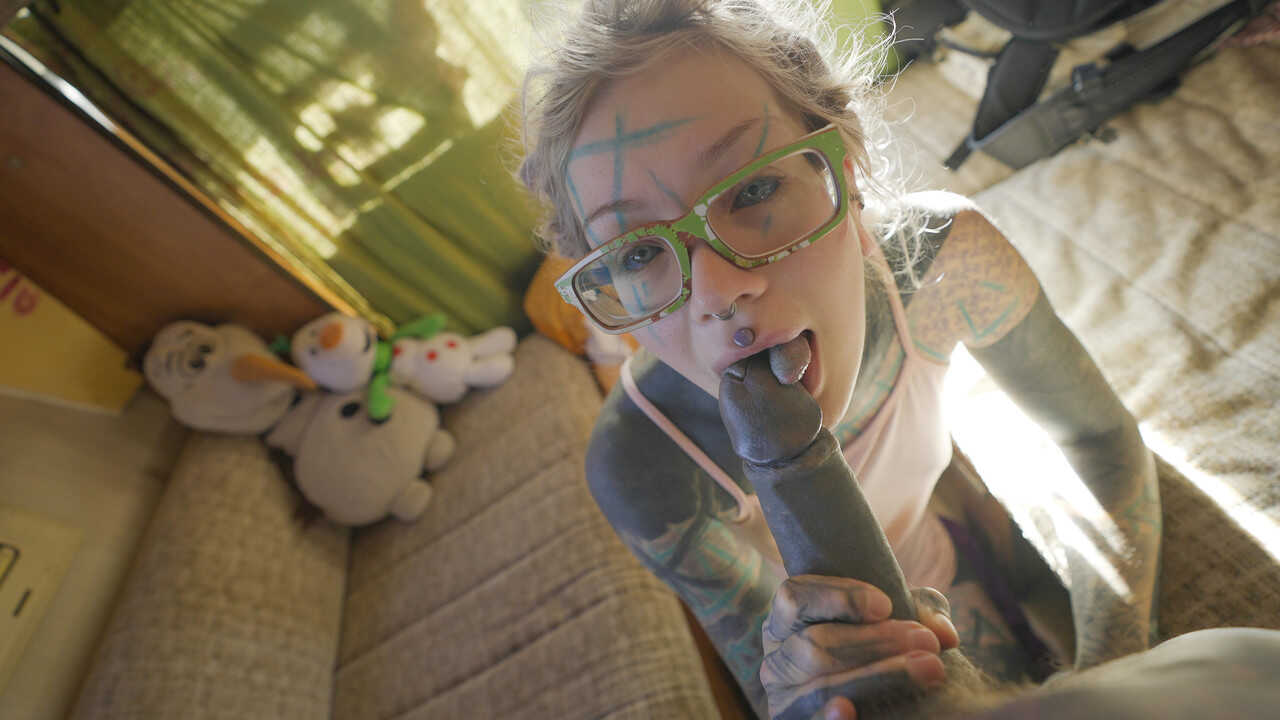 Anuskatzz & Lily Lu's POV Sex Adventure: A Tattooed Teen Couple's Nerdy Nights of Hardcore Love-Making - Anu...