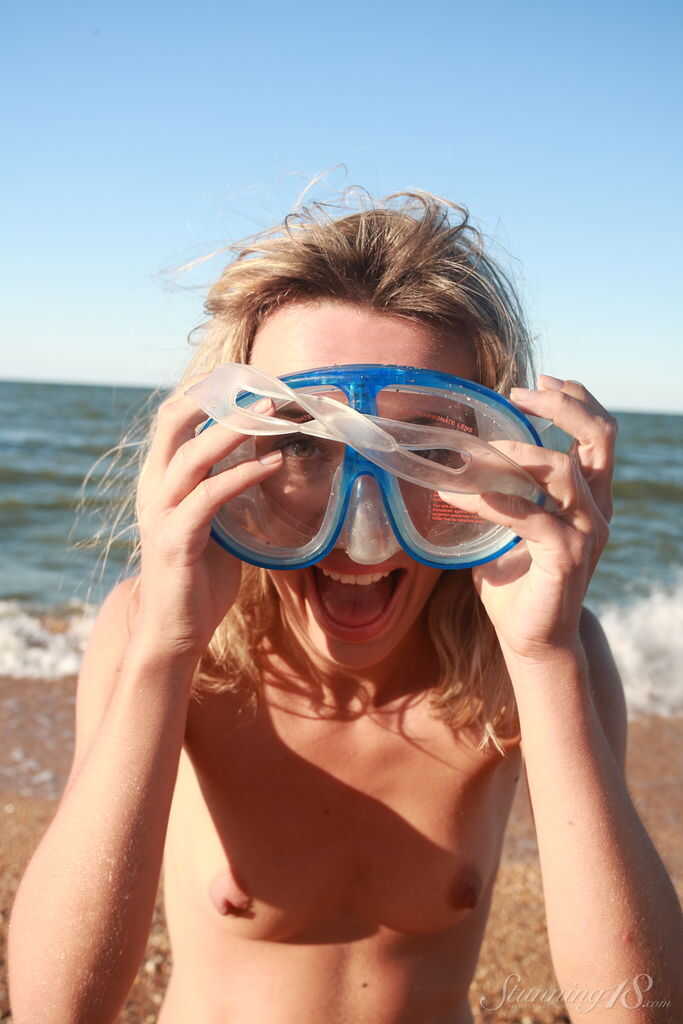 Nicole V's Snorkeling Adventure 18-year-old Blonde Beauty on the Beach - Nicole V