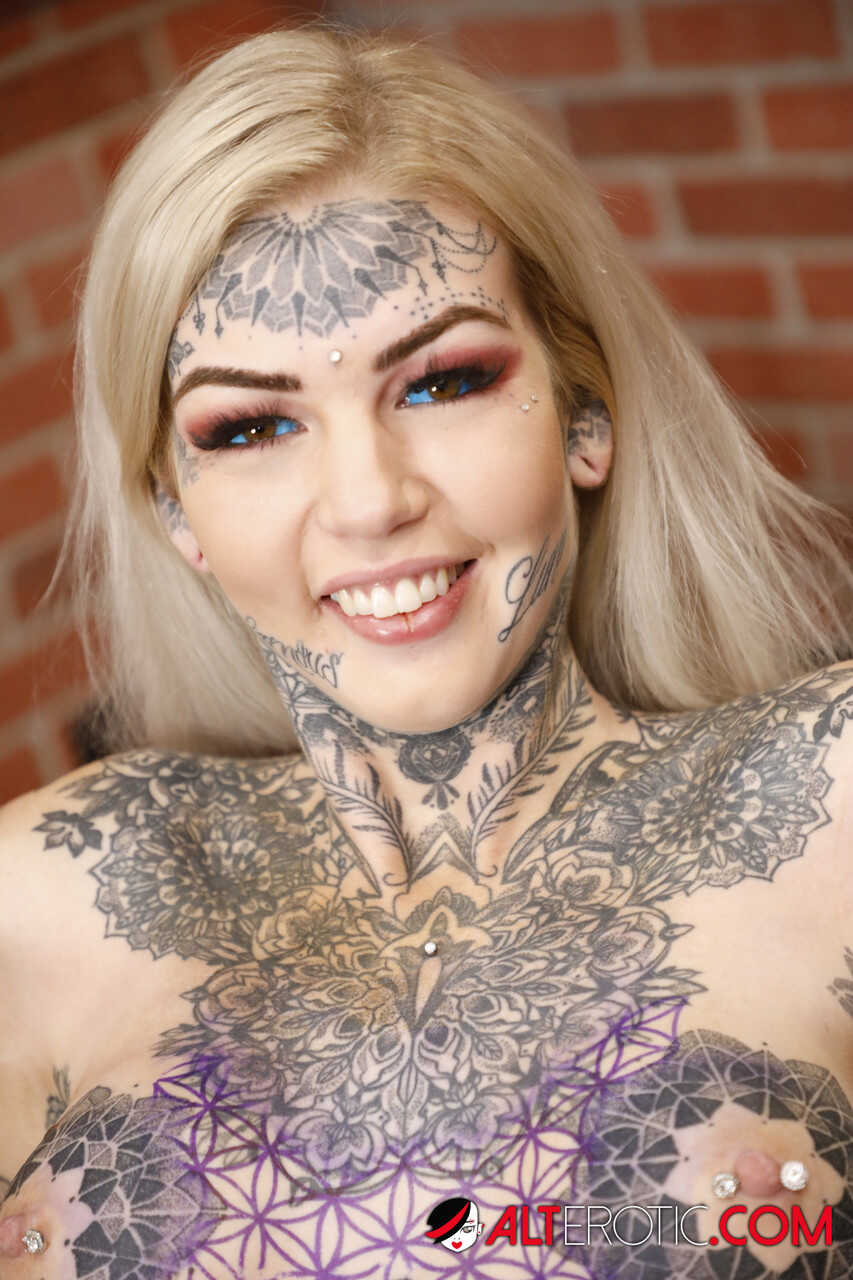 Amber's Inked Inspiration A Young Blonde's Tatted Twat Is Toyed With After Her Latest Studio Visit - Amber Luke