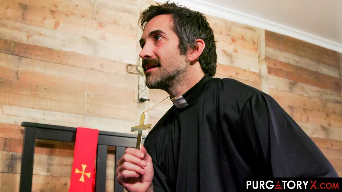 Latina Priestess: Chloe Amour's Sacrilegious Sexcapade with Donnie Rock - Chloe Amour, Donnie Rock
