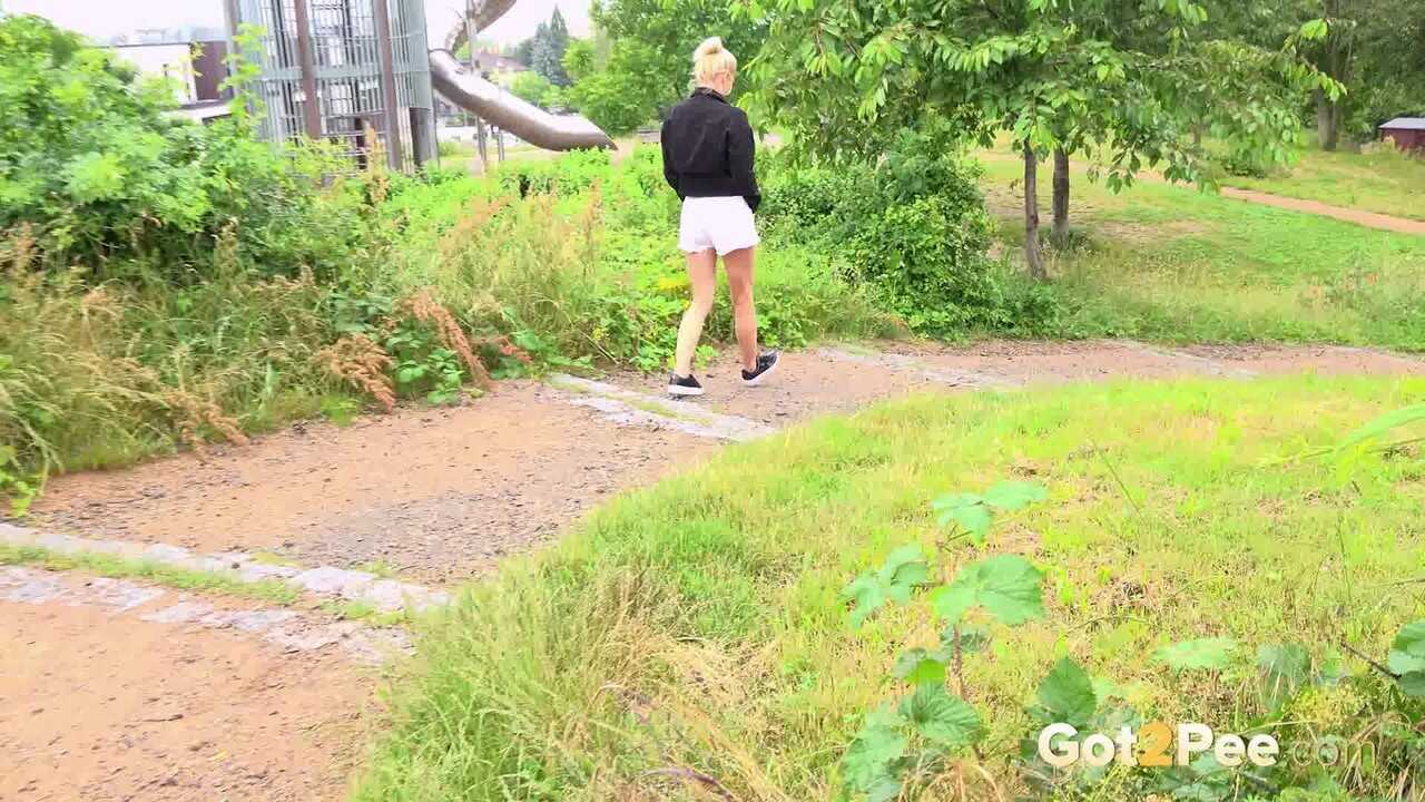Blonde Girl Takes A Walk Through The Park And Squats For A Public Pee In Front Of Everyone! - Vanessa Hell