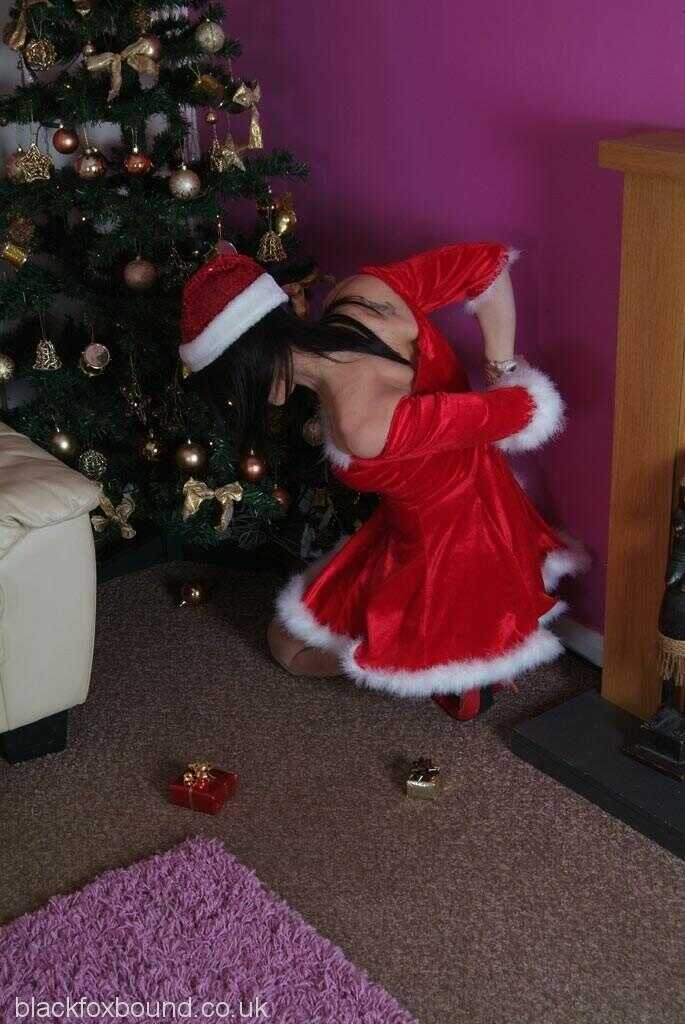 The Naughty Mistress' Christmas Wish: Dark-haired Erin Bound Up and Gagged by Santa - Erin