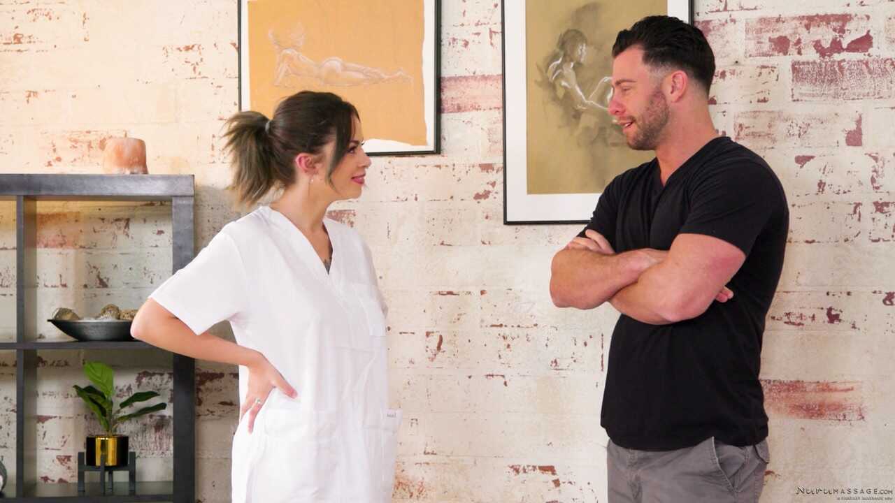 Brunette Masseuse Bella Luna Gets Creamed by a Client on Her Massage Table - Bella Luna, Seth Gamble