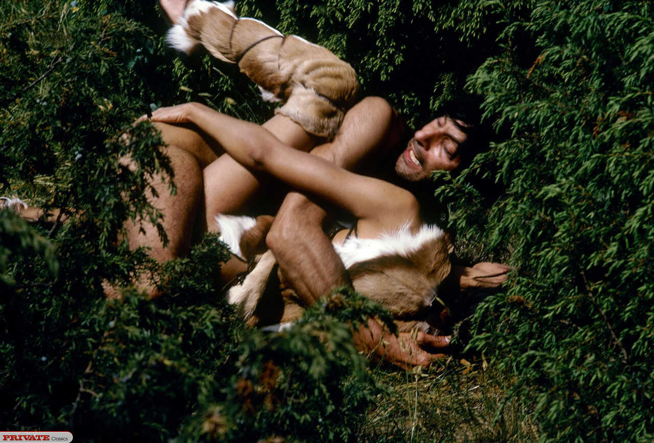 The Taming of the Shrew in the Woods: A Wildling's Rough Introduction to Bondage and Discipline - 