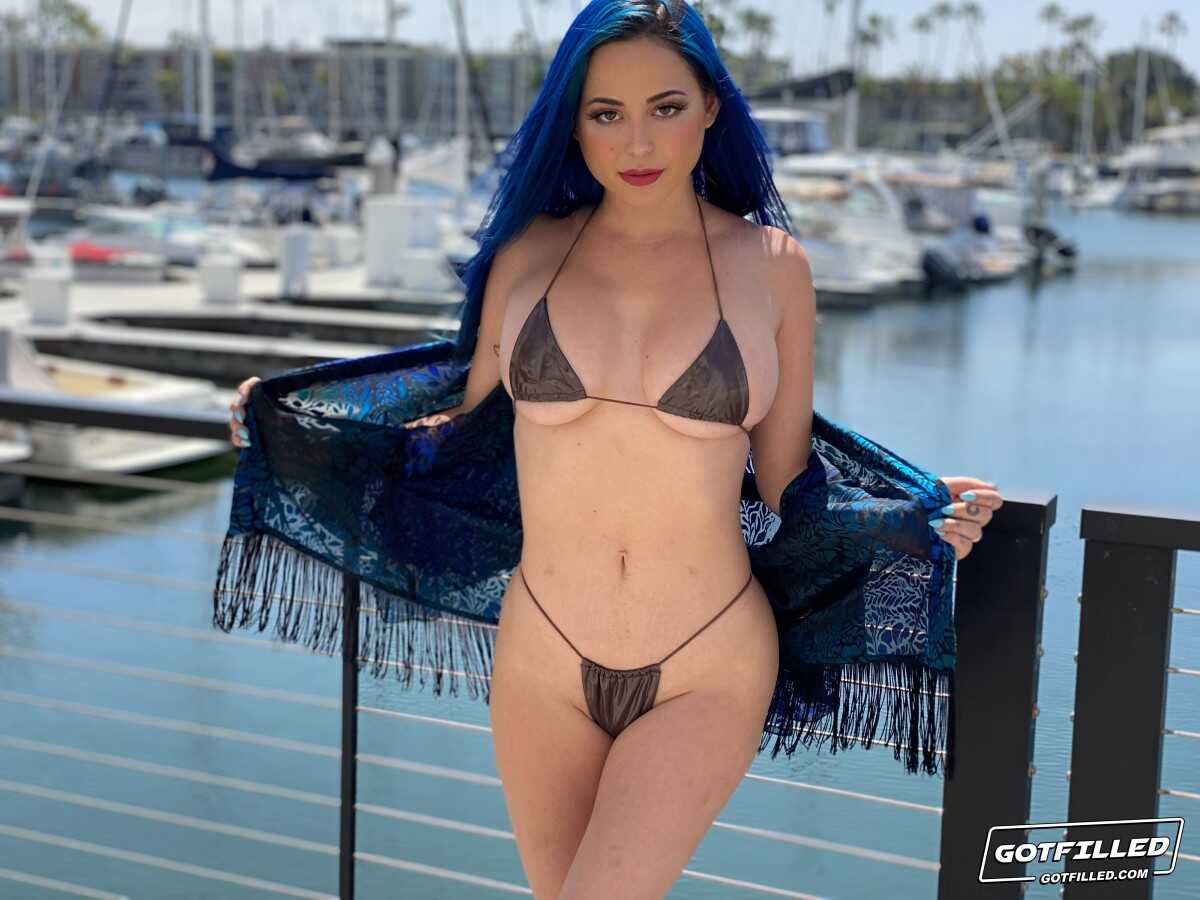 Eve Marlowe models a bikini at a marina before a hardcore fuck cum-filled pussy creamy pussy hairy creampie - Eve Marlowe
