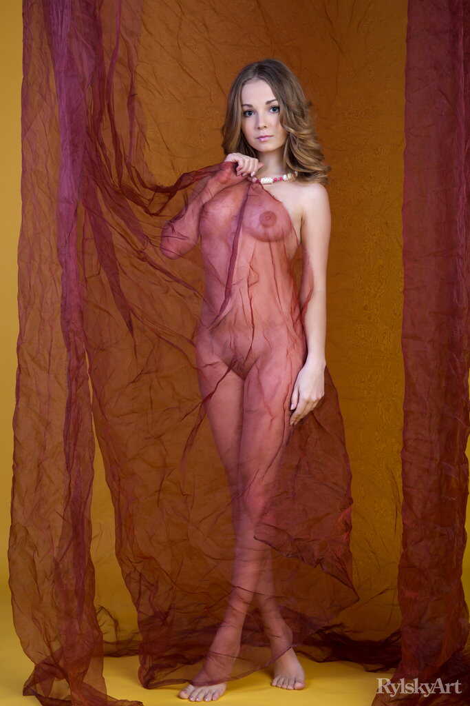 Jeff Milton's Nude Solo Performance: The Young Beauty Bares All - Jeff Milton