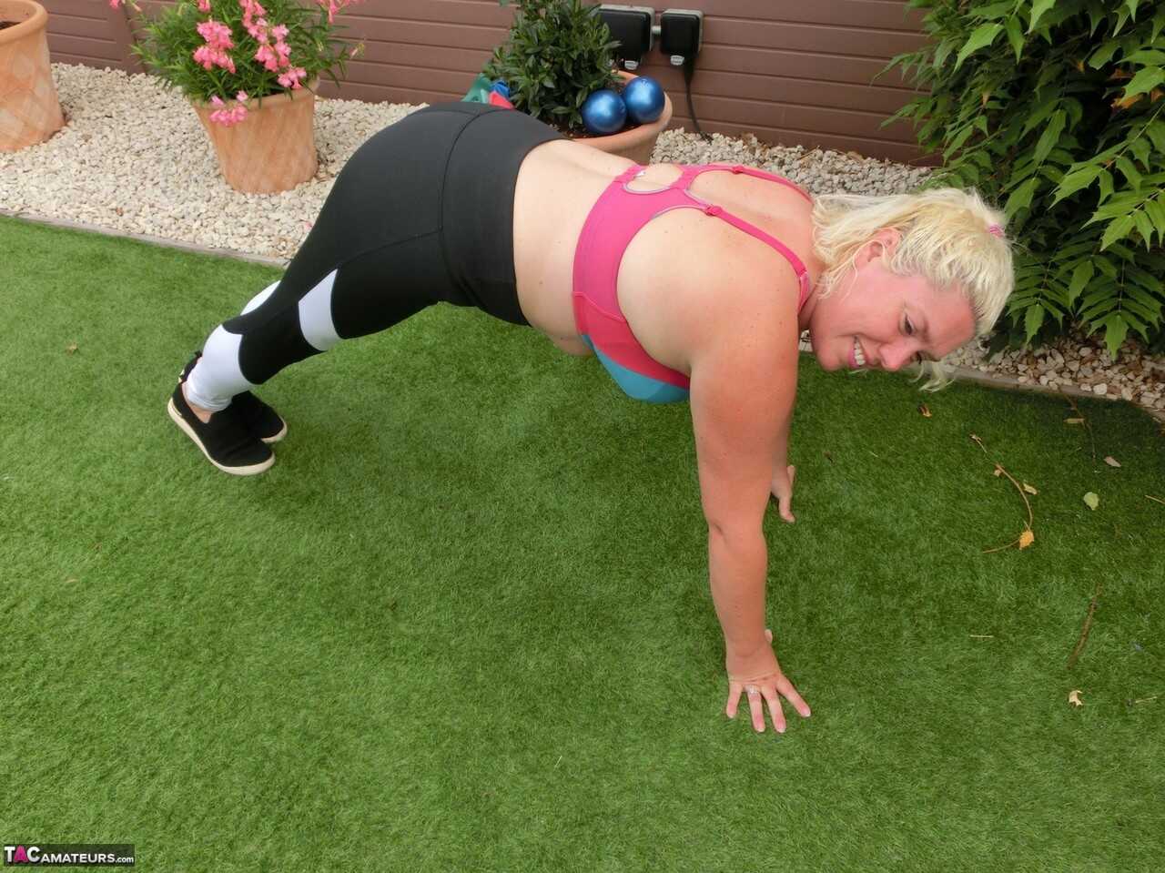 Cum on my yoga mat! Barby's chubby blonde pussy gets wet during outdoor exercise in her backyard - Barby