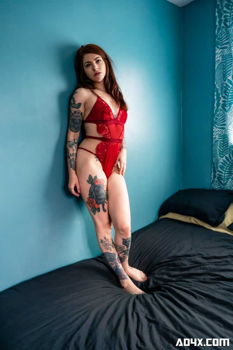 Malorie Rose's Tattooed Pussy Gets Eaten Out While She Sucks Off Velour Noir and Gets 69'd with Le Pinch on a Be...