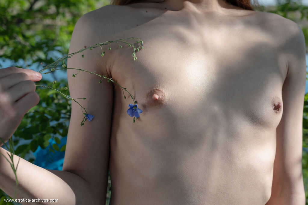 Nice Brunette Maat: A Hairy Teen's Trip to the Water's Edge - Maat