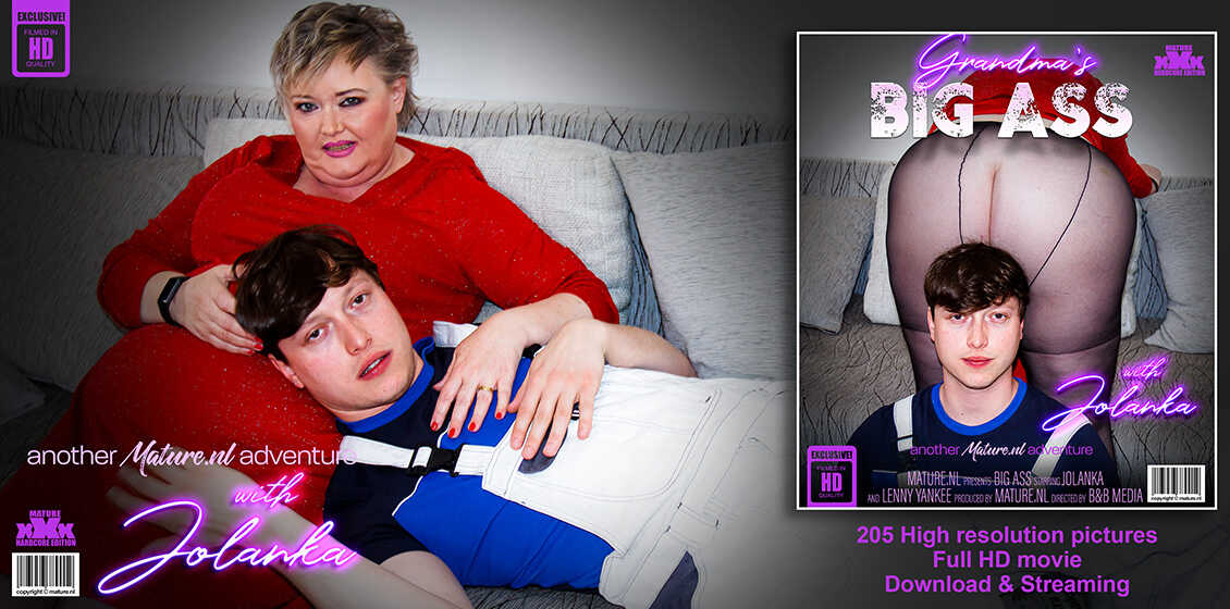 Fat older woman Jolanka squats on a young painter's face while they have hot facesitting sex! - Jolanka