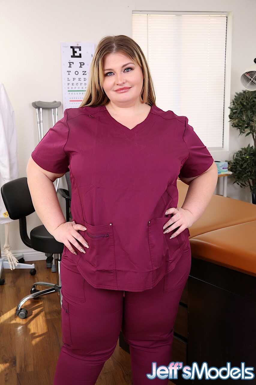 The Curvy Clinic: Obese Nurse Tiffany Star Fucks a Patient While His Wife Watches - Tiffany Star