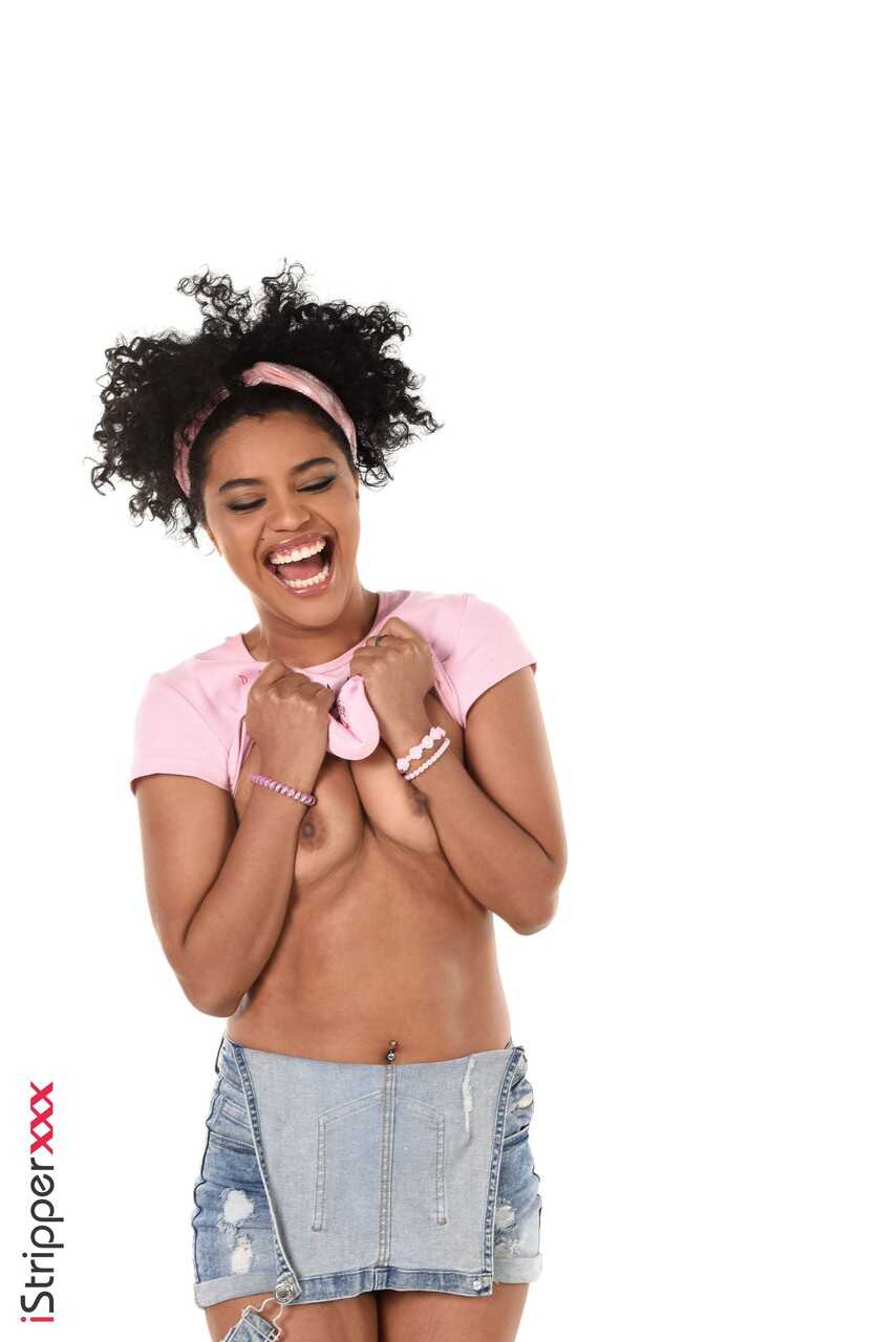 Latina Goddess Selva Lapiedra Plugs her Brown Hole with a Toys and Tongue Combo - Selva Lapiedra