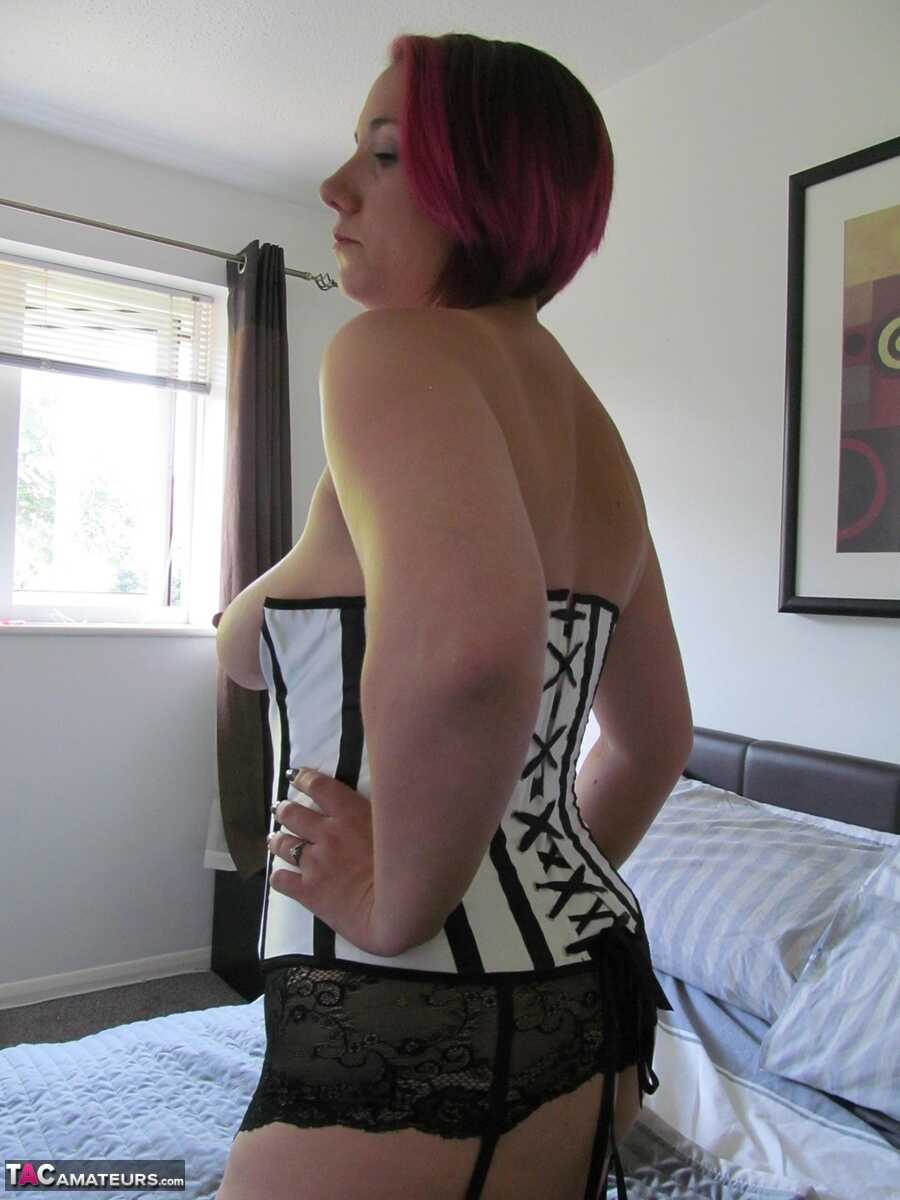 Curvy Mature Sara Banks Shows Off Her Natural Tits and Plays Guitar in a Lacey Lingerie Set - Sara Banks