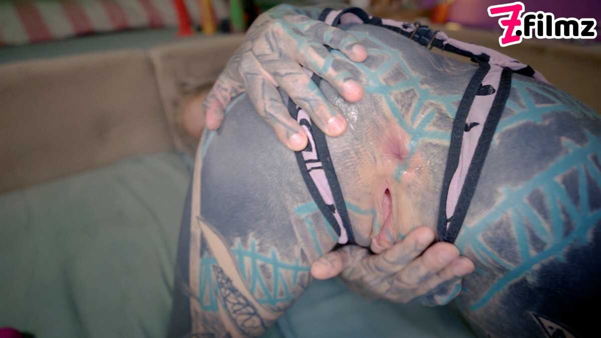 Blonde Lily Lu's Heavily Pierced Ass Gets Anally Fucked While Masturbating in a Lace-up Lingerie and High Heels - Anu...