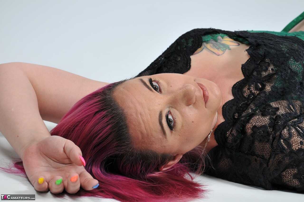 Phillipa's Phat Pumps: Older Lady Models Curvy Lingerie and Stockings for Your Pleasure - Phillipas Ladies