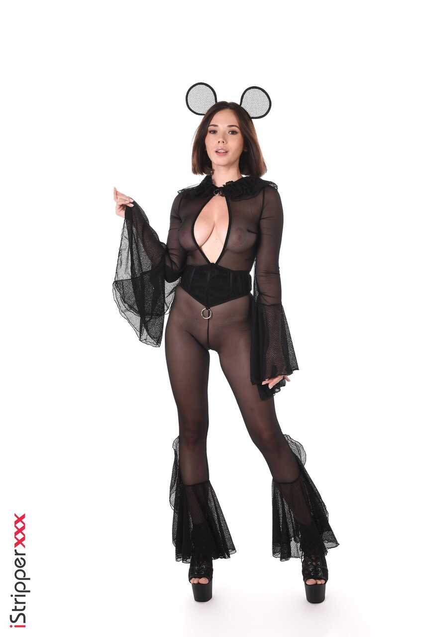 Sexy Eve Sweet in Cosplay Nudity: Masturbation and Big Boobs Adventure- Brunette Eve Sweet's Cosplay Sexy Short Hair ...