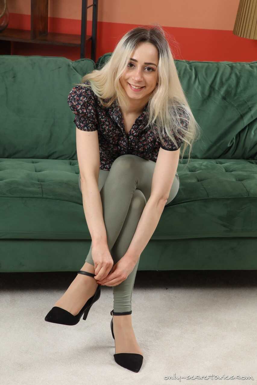 Blonde bombshell Tania Aresti strips down to white stockings and shows off her softcore yoga pants ass - Tania Aresti