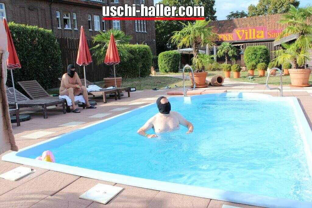 Caucasian girls partake in gangbangs during the course of a pool party : Public Sex with Caucasian Girls at a Pool Party -...