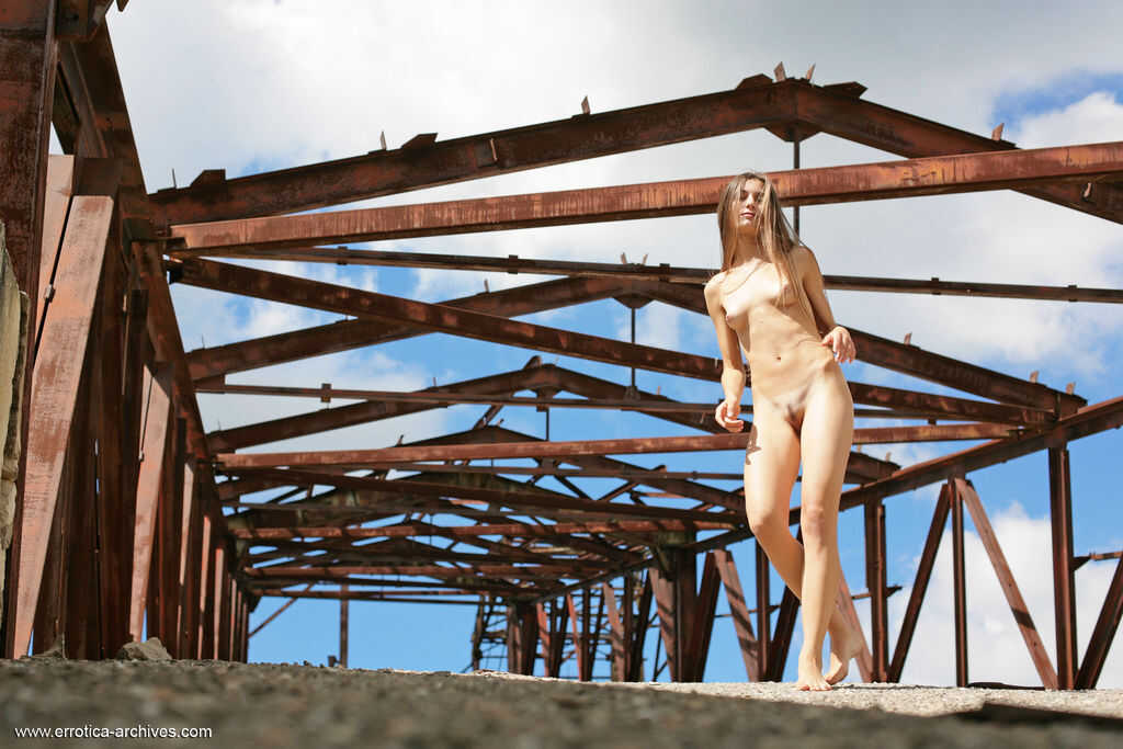 Abandoned Industrial Playground: Leraa's Nude Adventure 