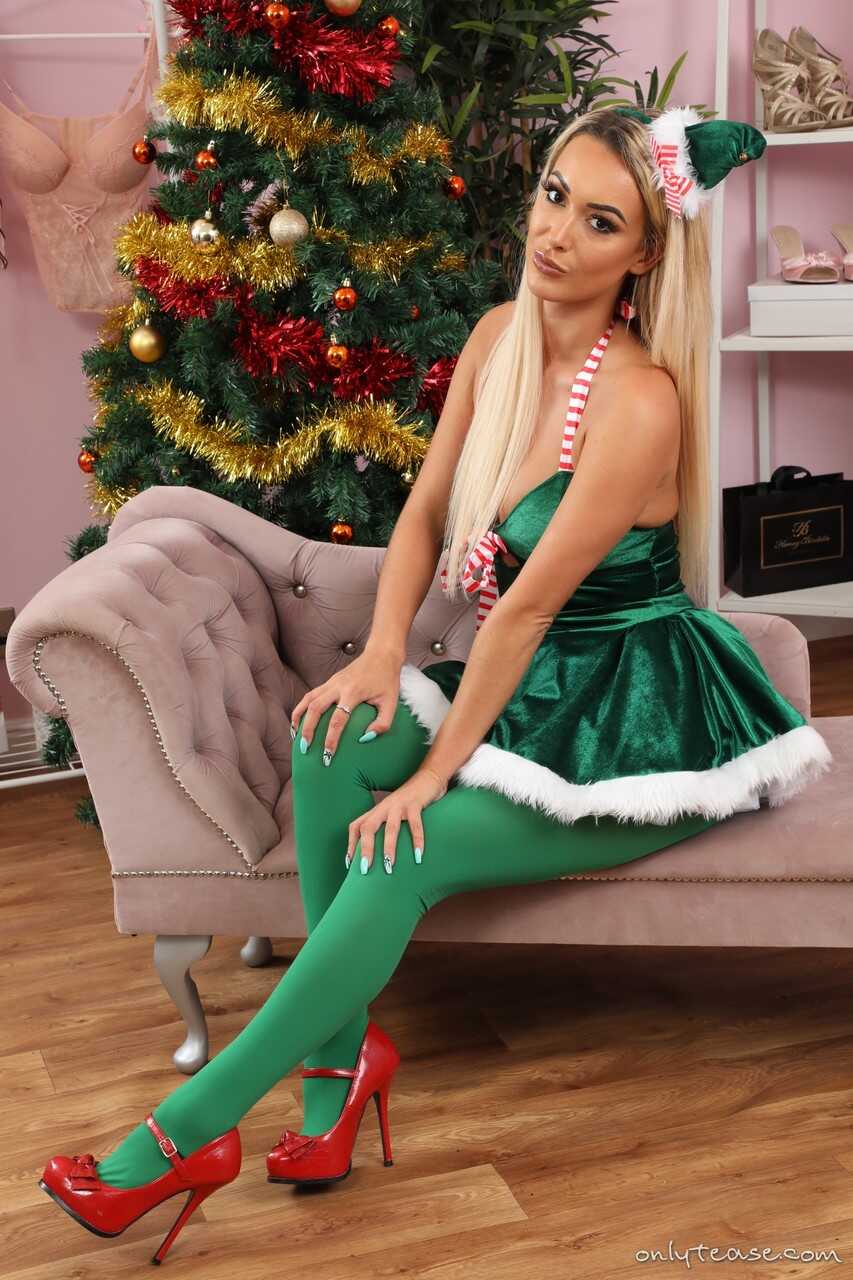 Blonde Lauren's Christmas Surprise Loss of Firm Tits from Tights!